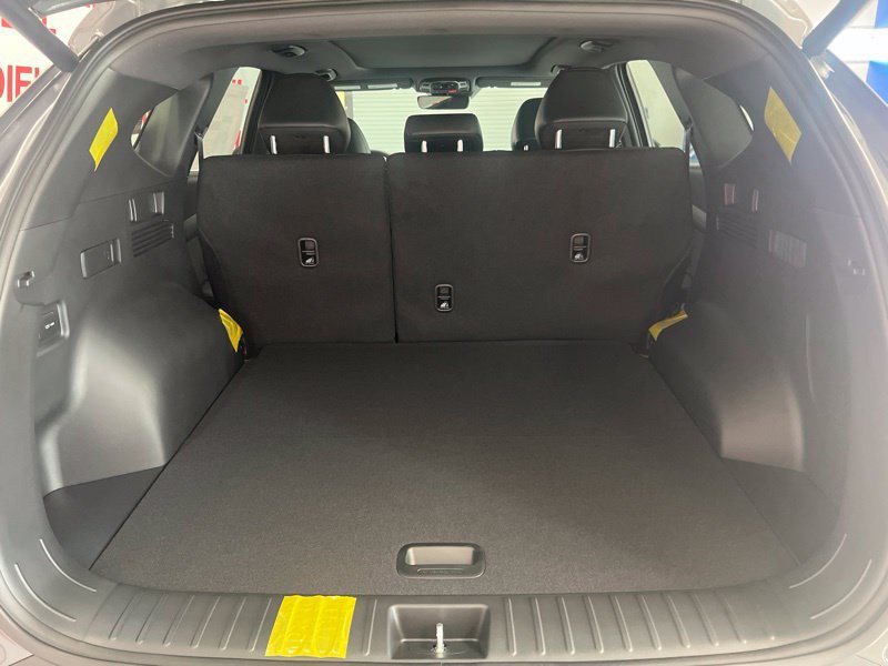 New 2026 Hyundai Tucson Limited AWD/4WD image 8