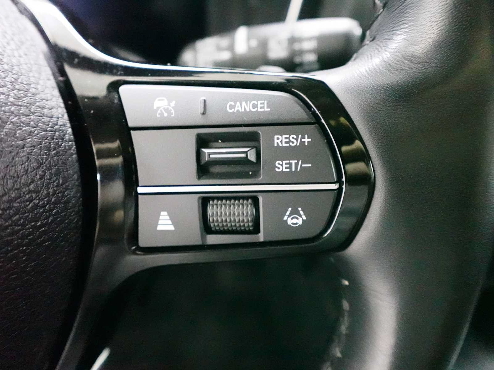 Certified 2025 Honda Pilot Elite image 18