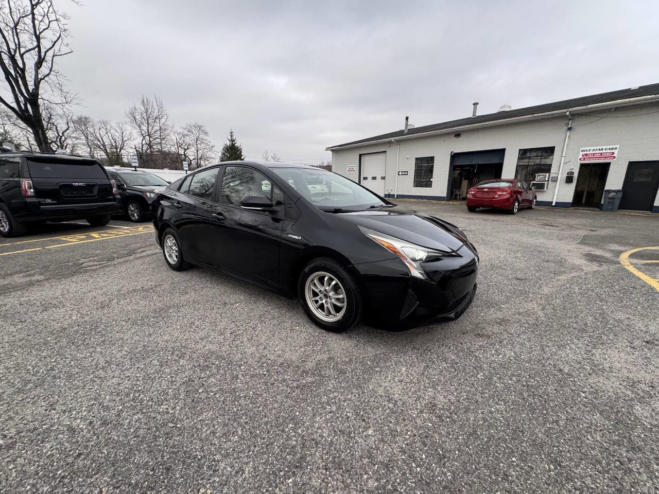 Used 2016 Toyota Prius Two image 6