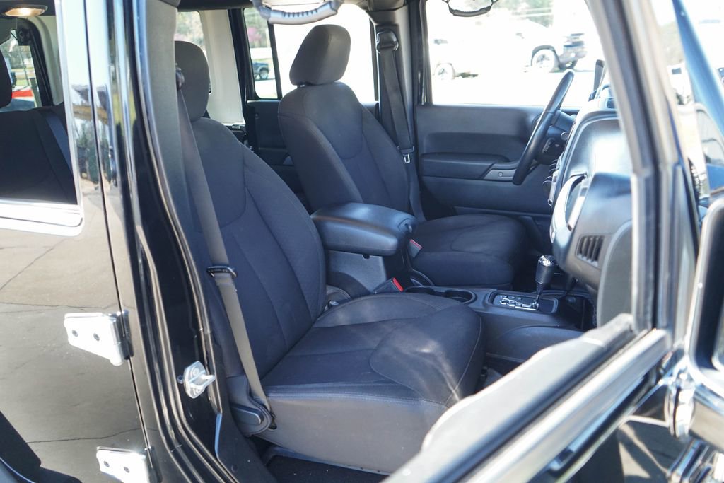 Used 2015 Jeep Wrangler Unlimited Sport w/ Quick Order Package 24S image 34