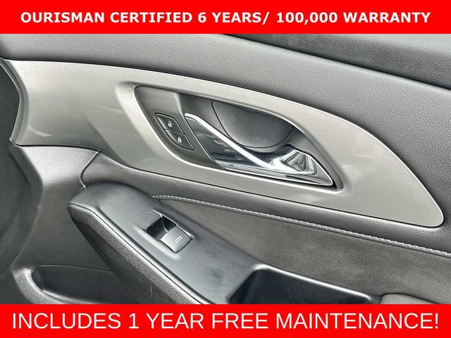 Used 2023 Chevrolet Traverse LT w/ LPO, Floor Liner Package AWD/4WD image 9