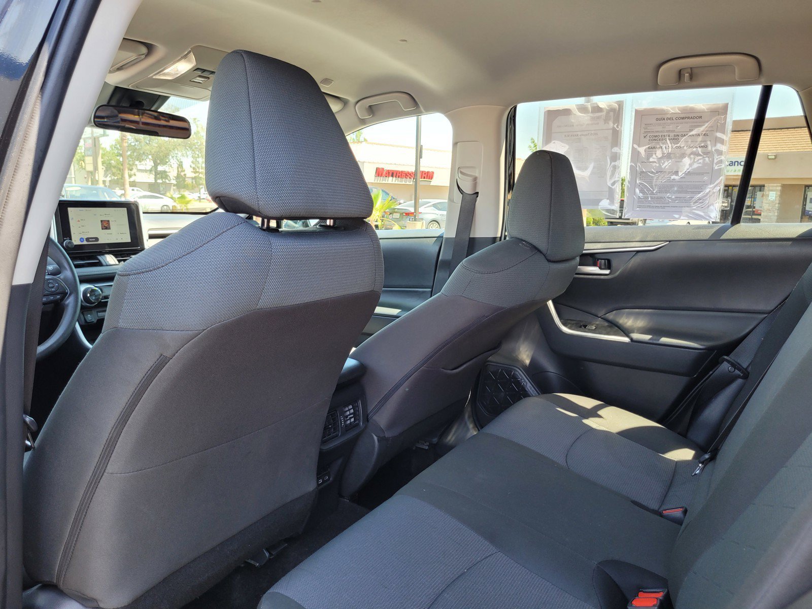 Used 2025 Toyota RAV4 XLE AWD/4WD image 14