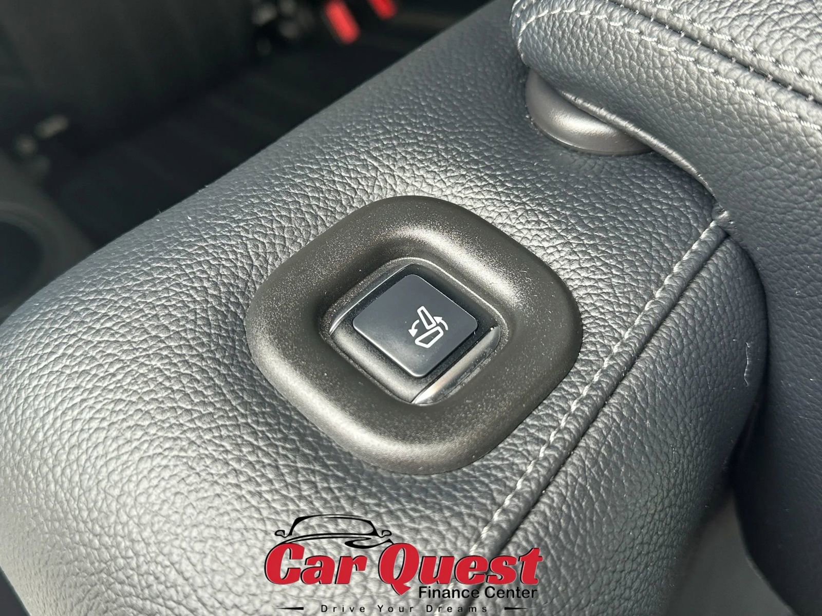 Used 2019 Mercedes-Benz GLS 450 4MATIC image 26