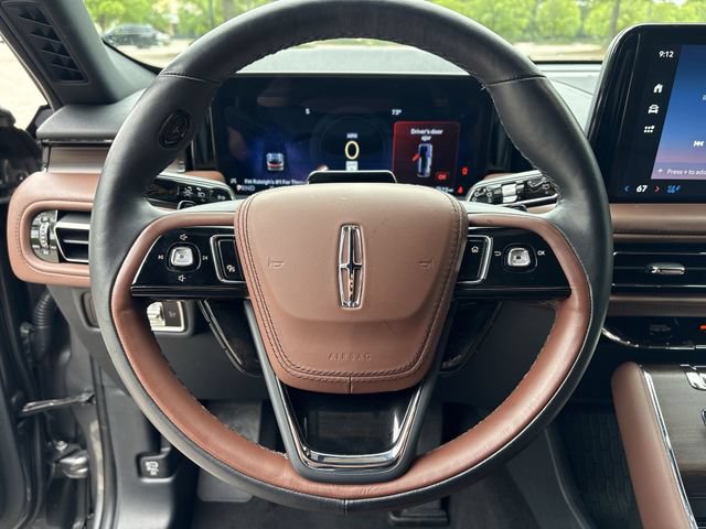 Used 2025 Lincoln Aviator Reserve w/ Luxury Package AWD/4WD image 14