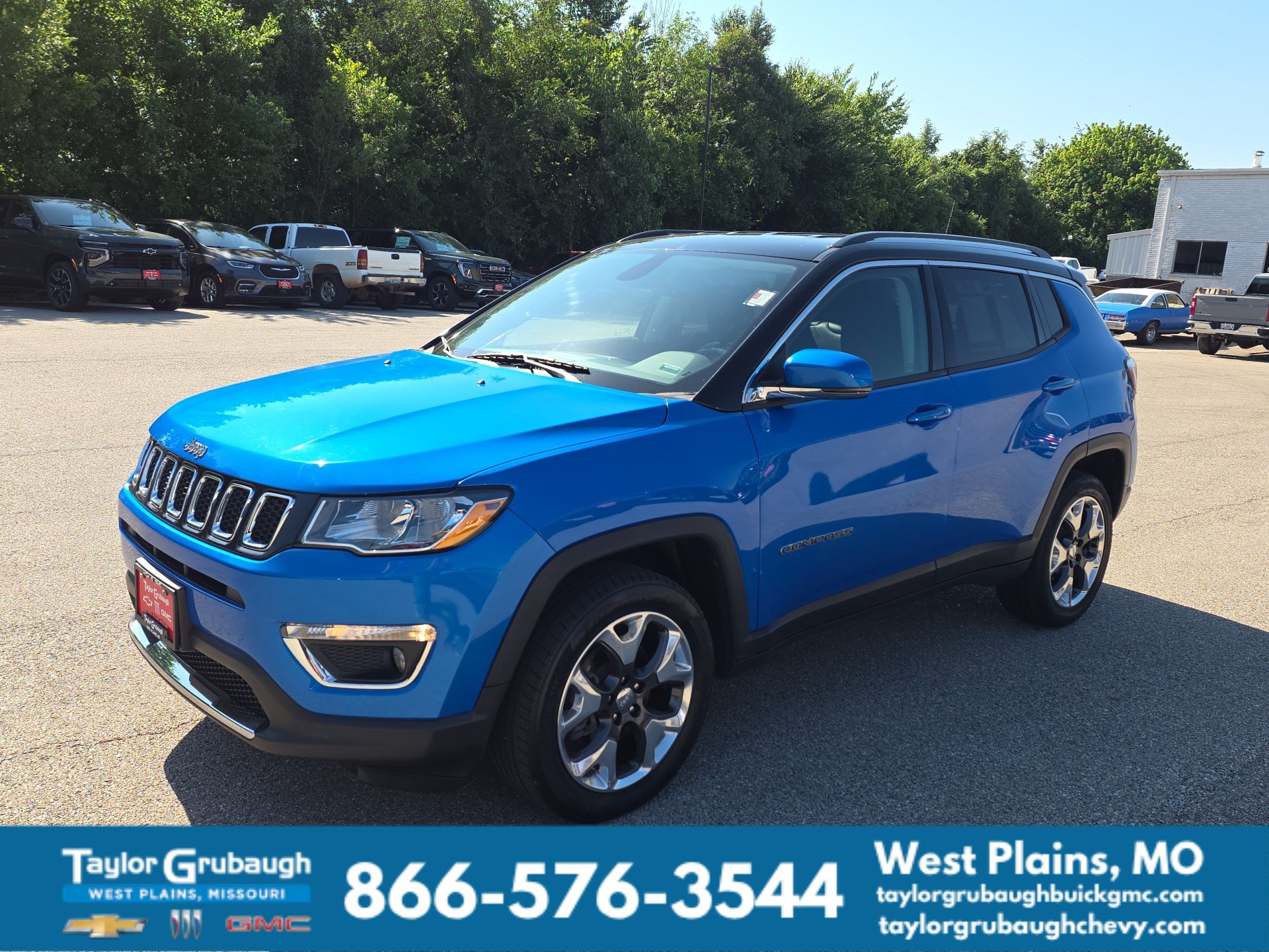 Used 2019 Jeep Compass Limited AWD/4WD image 4