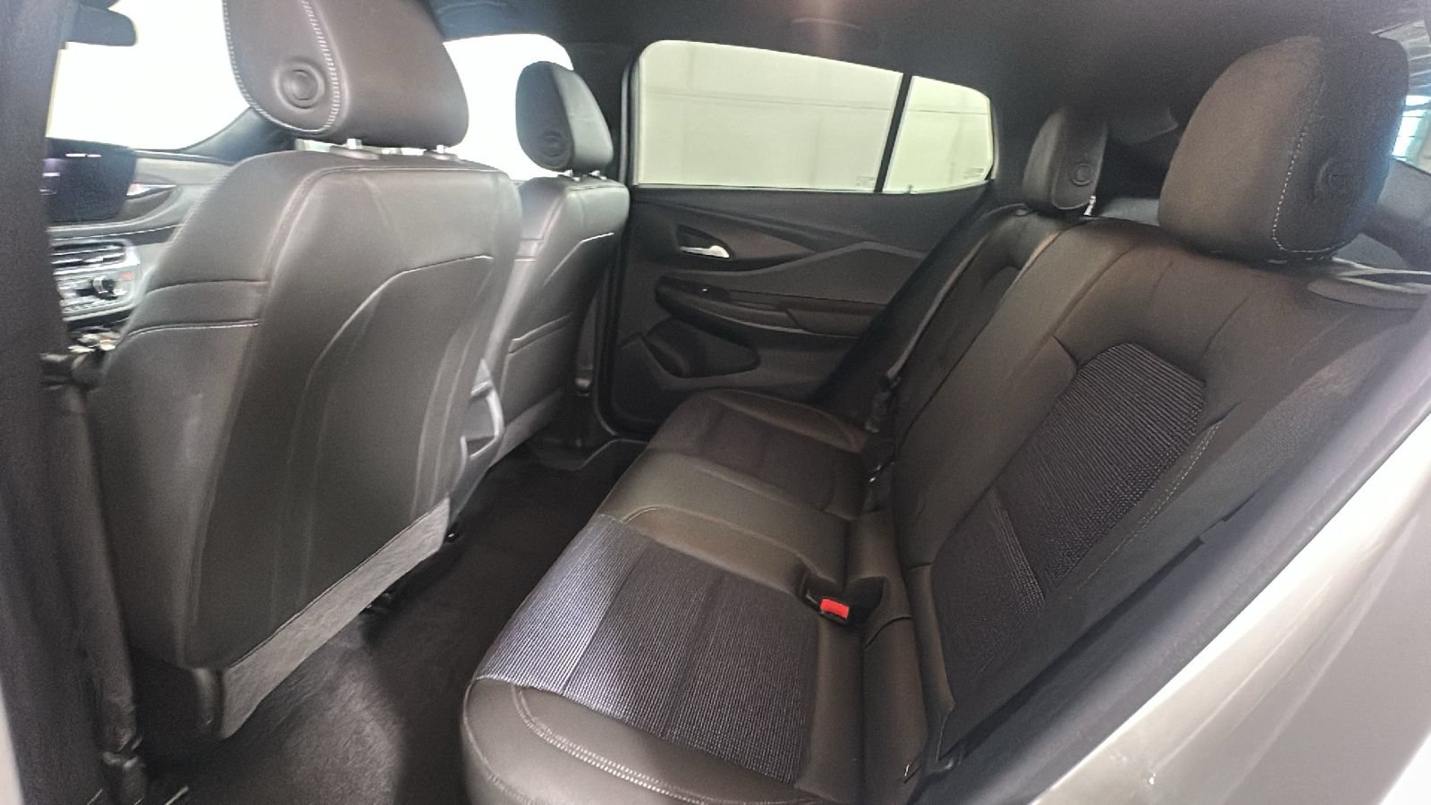 Used 2024 Buick Envista Preferred w/ Convenience I Package FWD image 28