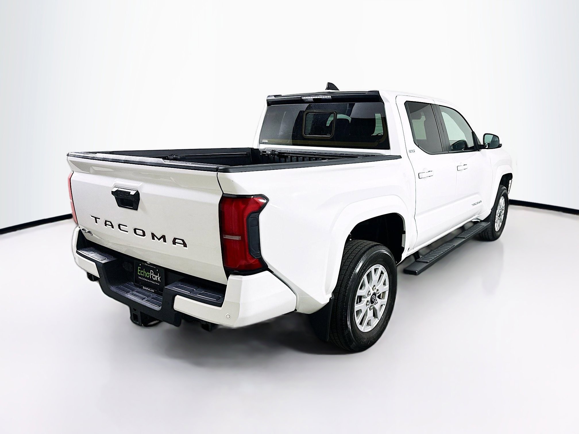 Used 2024 Toyota Tacoma SR5 image 9