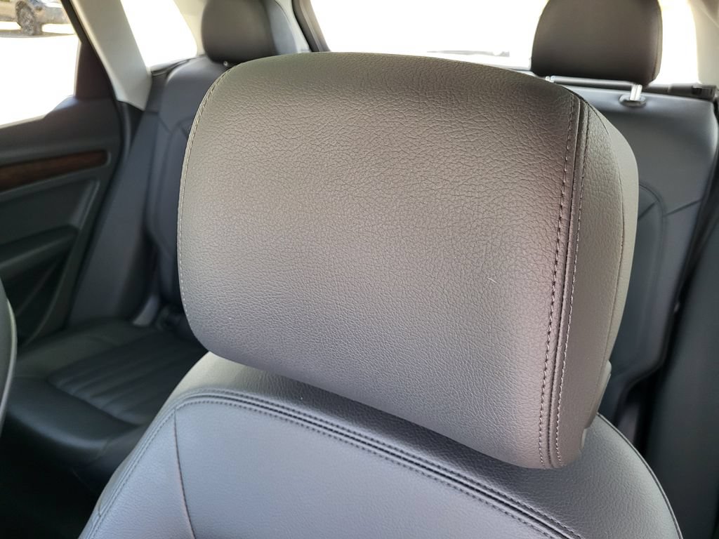 Used 2018 Audi Q5 2.0T Premium Plus w/ Premium Plus Package AWD/4WD image 18
