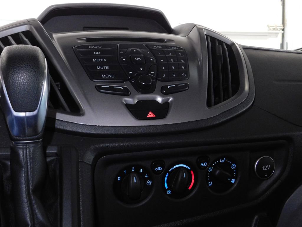 Used 2018 Ford Transit 150 XLT image 57