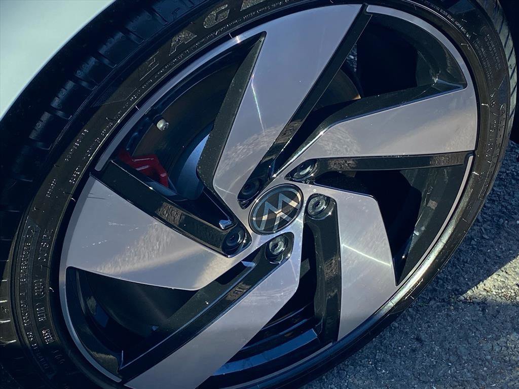 Used 2024 Volkswagen GTI S image 20