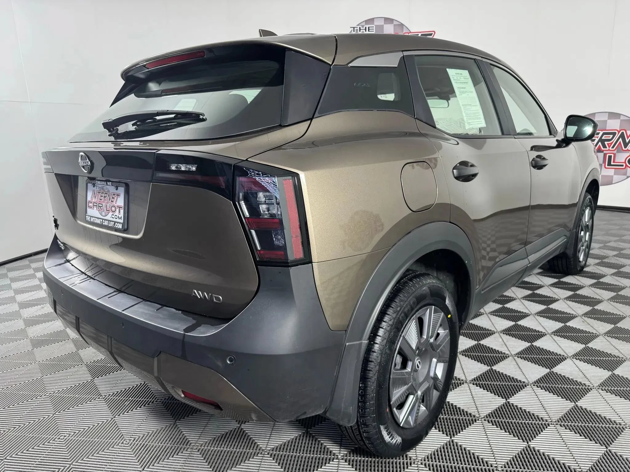 Used 2025 Nissan Kicks S AWD/4WD image 25