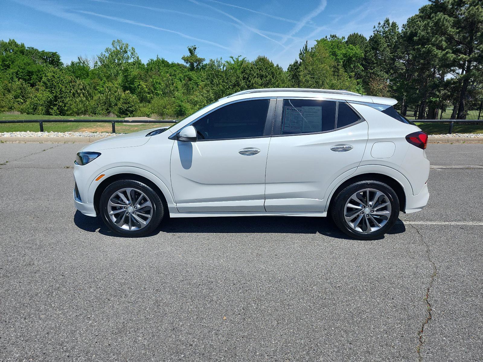 Certified 2023 Buick Encore GX Select w/ Experience Buick Package FWD image 2