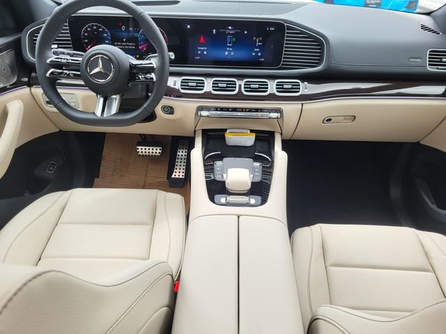 New 2025 Mercedes-Benz GLS 450 4MATIC image 2