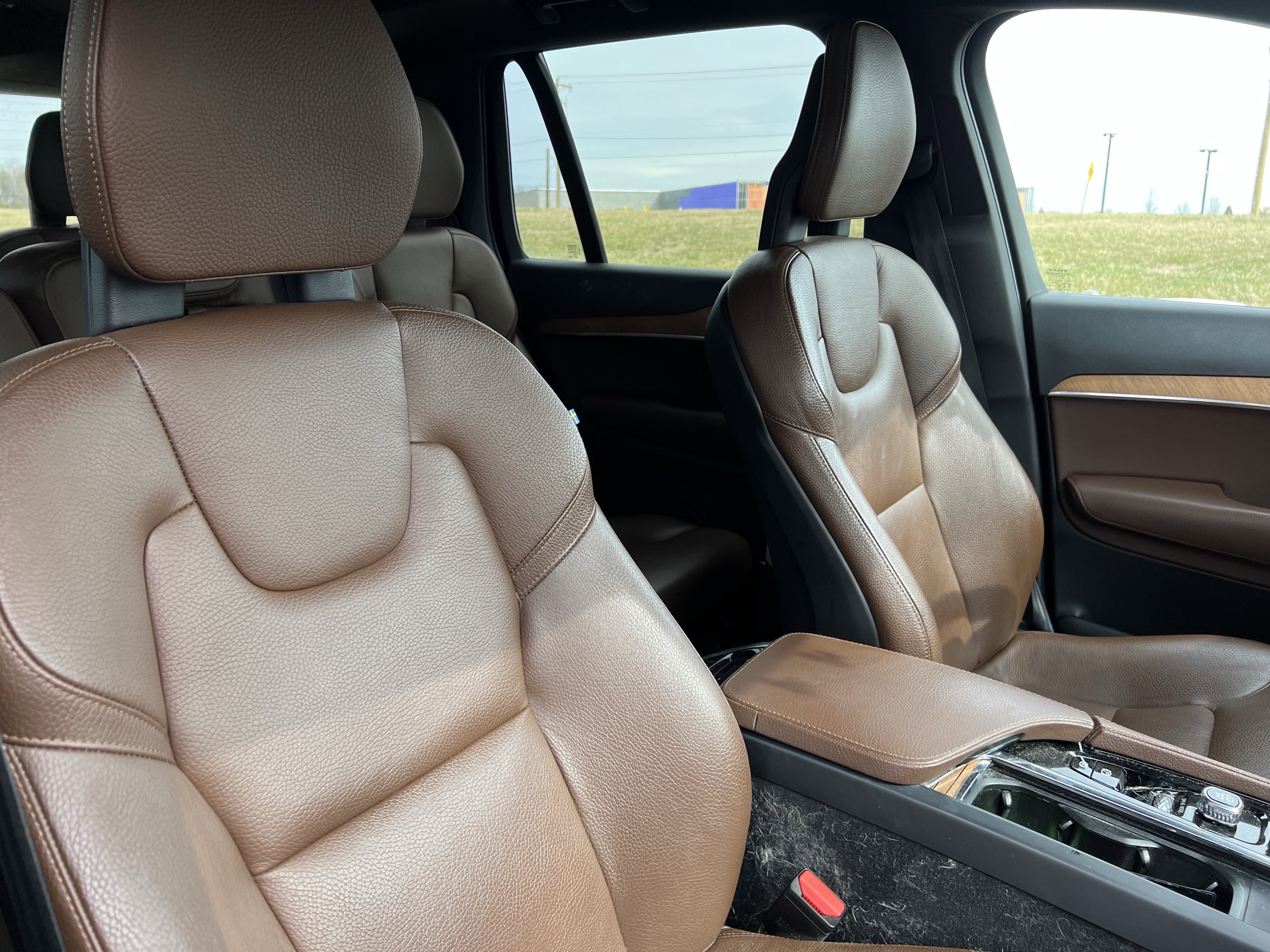 Used 2021 Volvo XC90 T6 Momentum w/ Advanced Package image 35