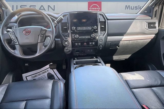 Used 2023 Nissan Titan PRO-4X w/ Pro-4x Convenience Package AWD/4WD image 8