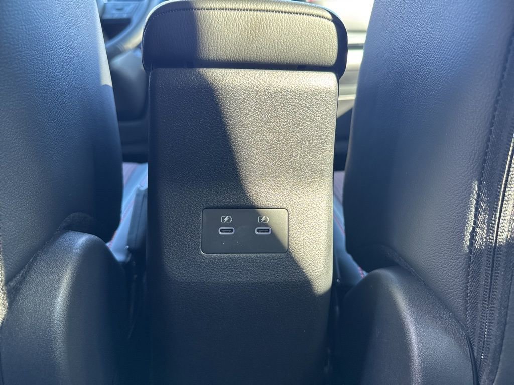 New 2026 Nissan Kicks SR w/ SR Premium Package AWD/4WD image 18