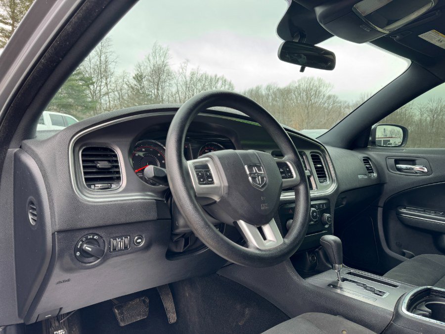 Used 2014 Dodge Charger SE RWD image 14