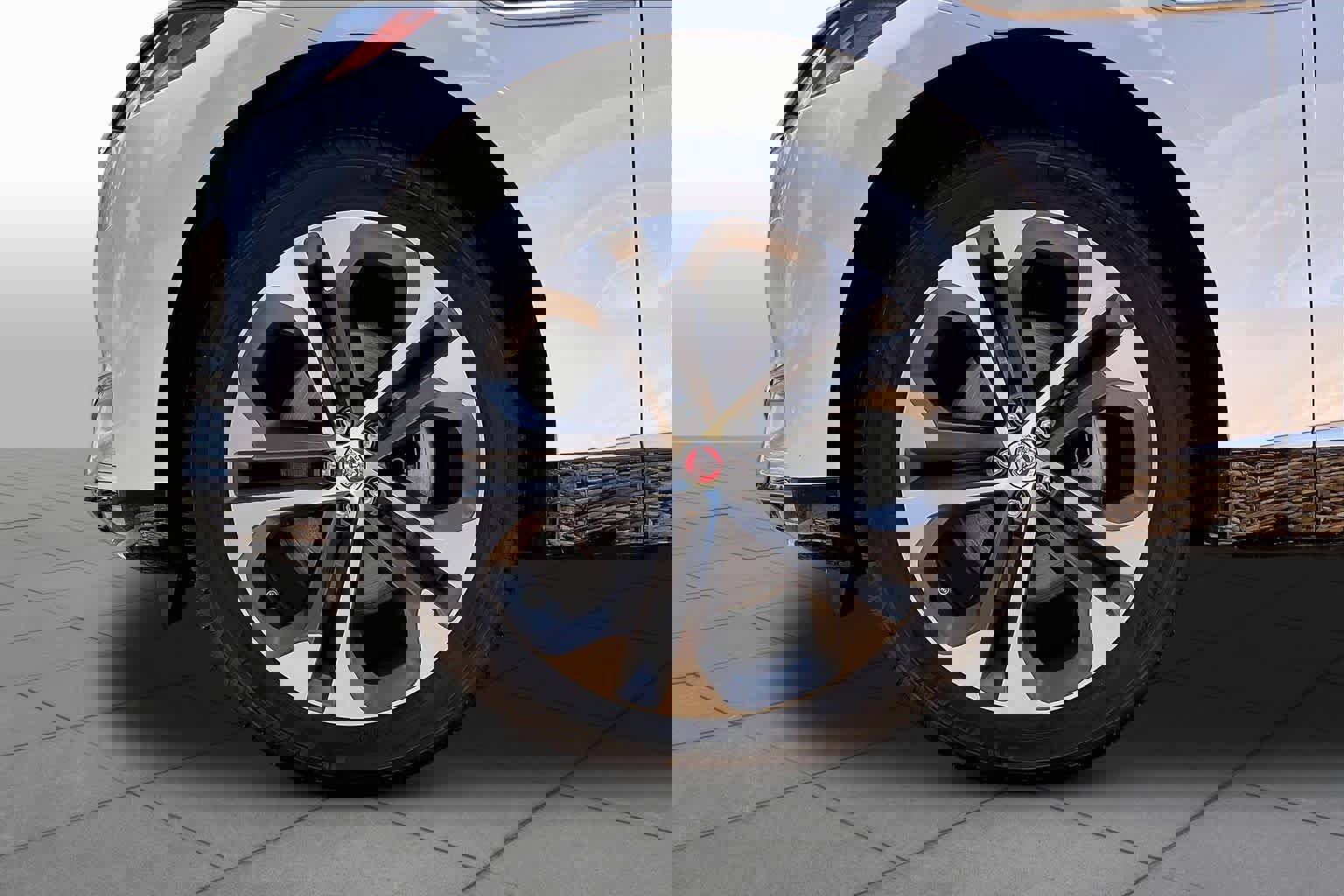 Used 2023 Jaguar F-PACE S AWD/4WD image 10