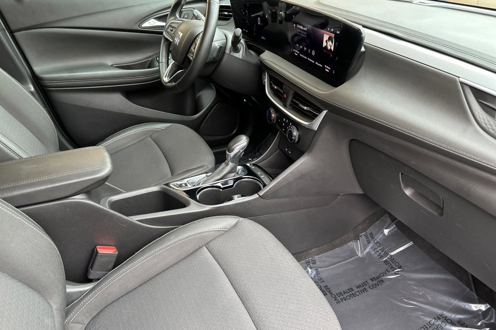 Certified 2024 Buick Encore GX Preferred image 16