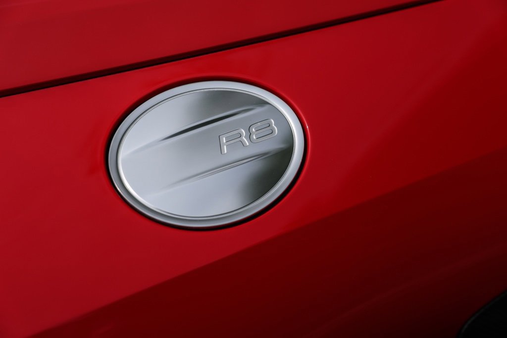 Used 2018 Audi R8 V10 plus w/ Full Leather Package image 48