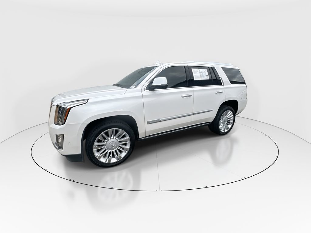 Used 2020 Cadillac Escalade Platinum image 4