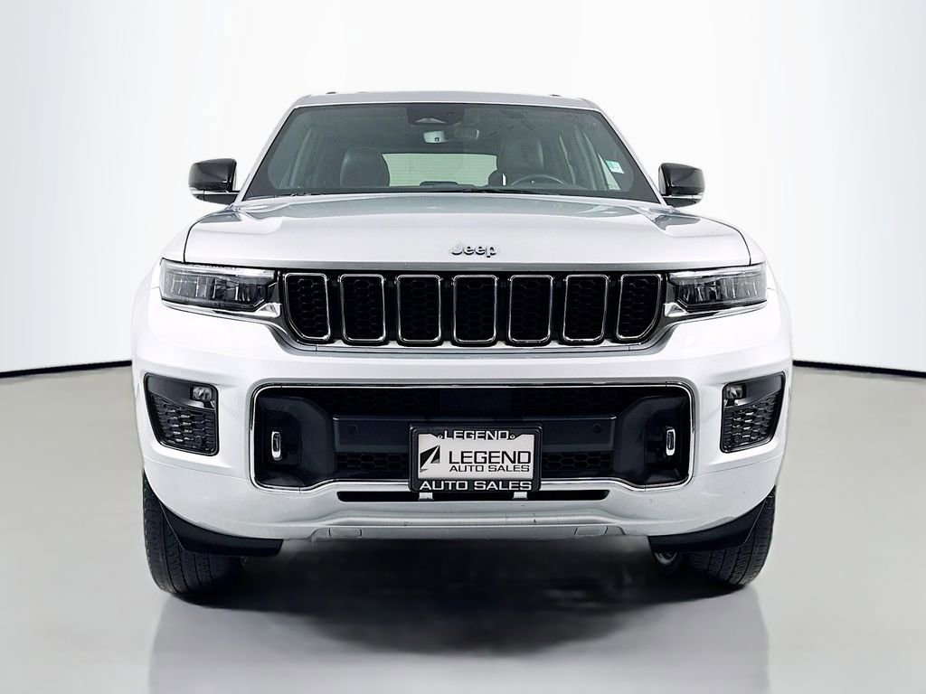 Used 2022 Jeep Grand Cherokee Overland w/ MOPAR Finishing Package AWD/4WD image 2