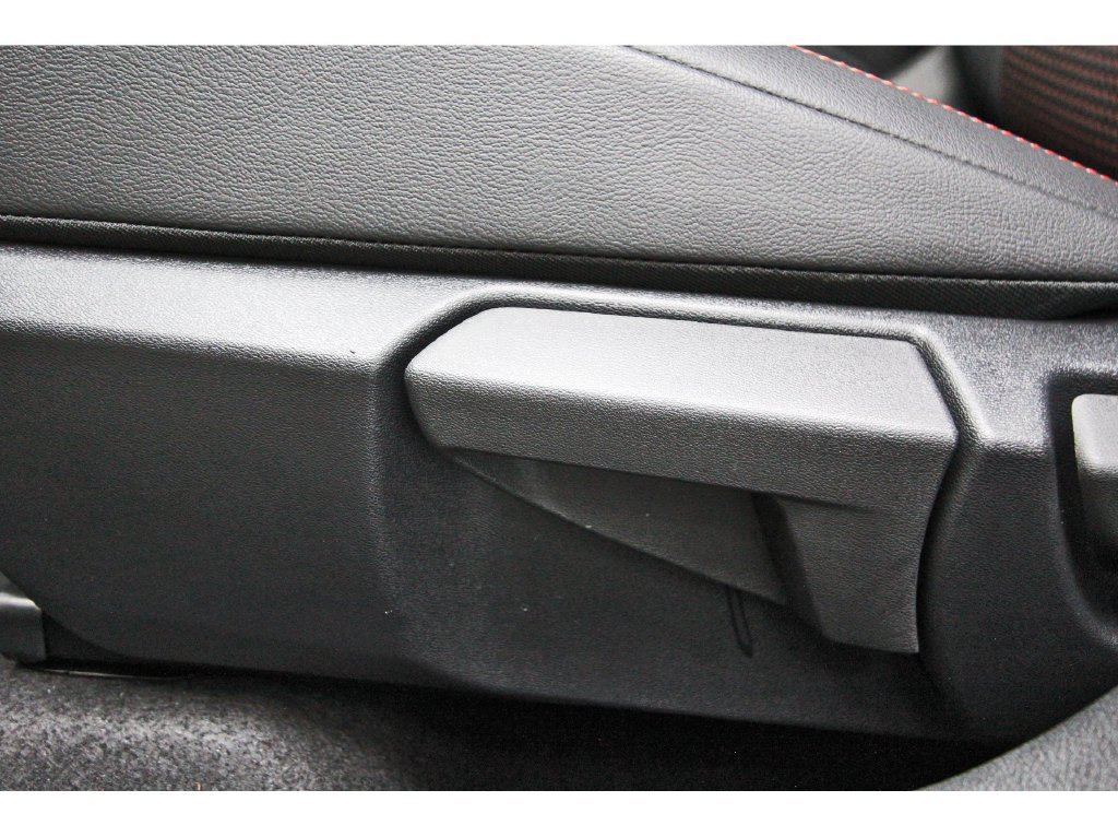 New 2026 Nissan Kicks SR w/ Cold Weather Package FWD image 28
