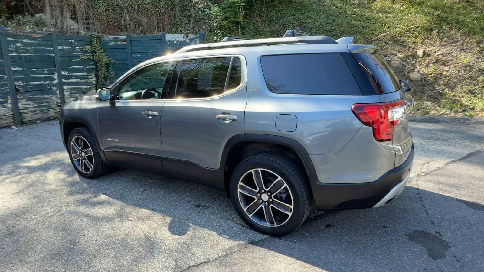 Certified 2021 GMC Acadia SLT w/ Preferred Package AWD/4WD image 6