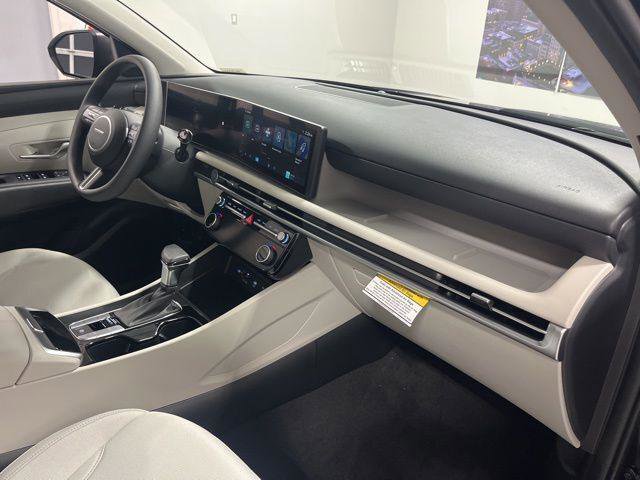 New 2026 Hyundai Tucson SEL FWD image 23