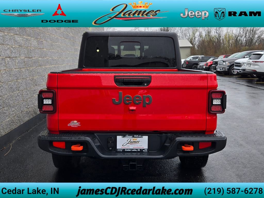 Used 2026 Jeep Gladiator Mojave AWD/4WD image 4
