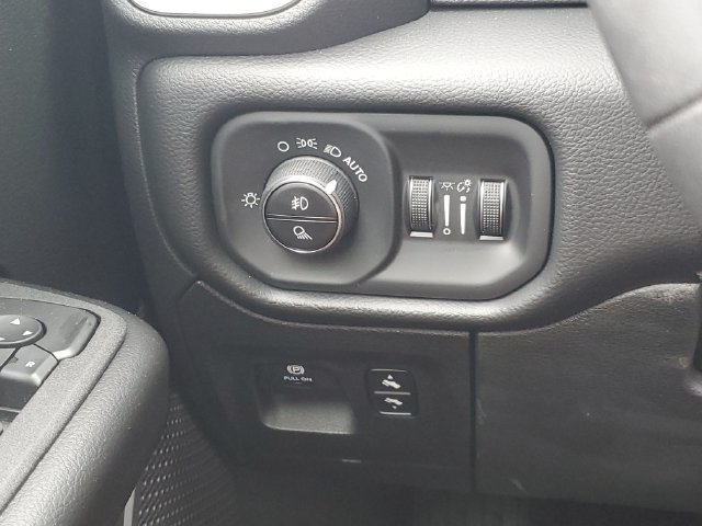 New 2026 RAM 1500 Big Horn AWD/4WD image 18