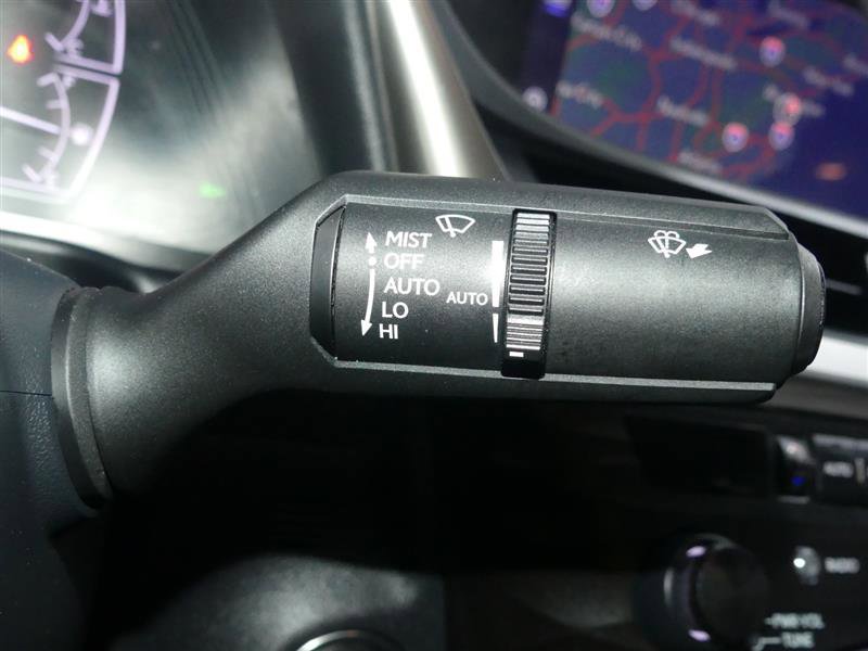 Used 2020 Lexus ES 350 w/ Premium Package image 35