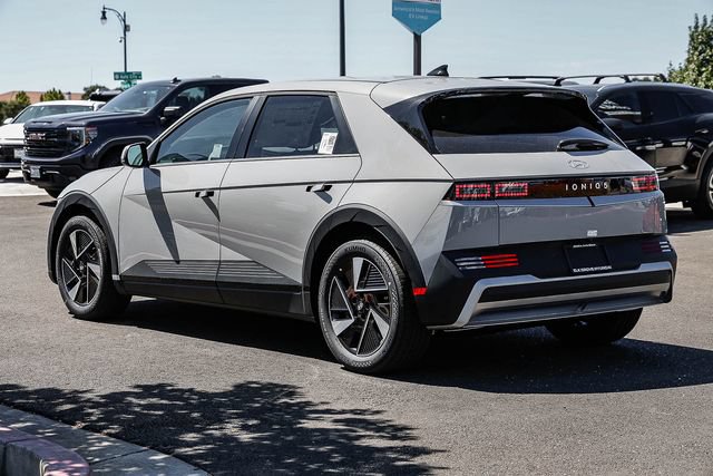 New 2026 Hyundai Ioniq 5 SEL RWD image 2