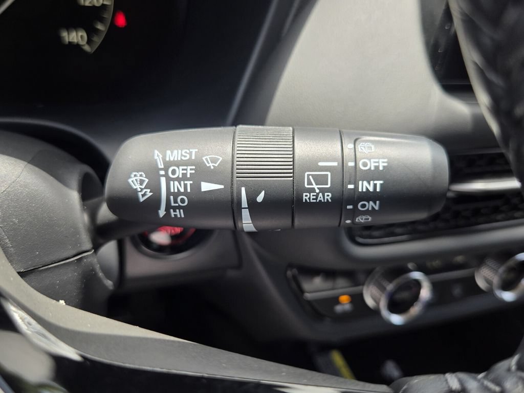 Certified 2025 Honda HR-V EX-L image 24