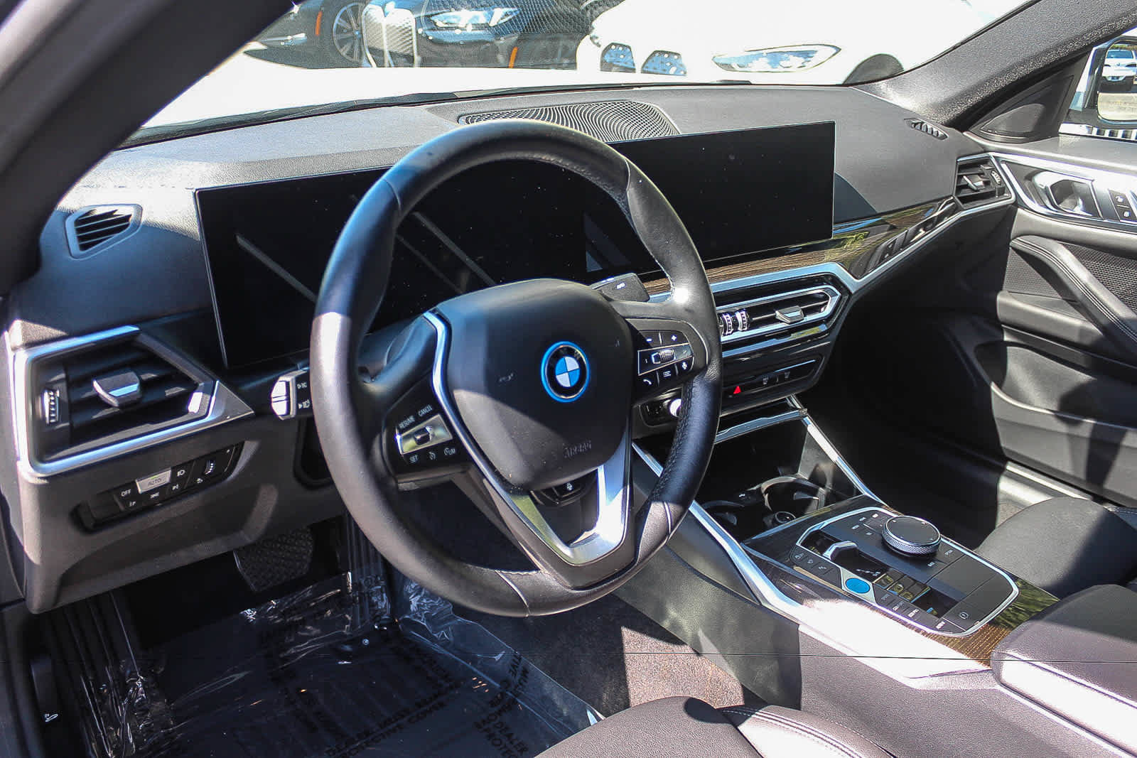Certified 2023 BMW i4 eDrive35 w/ Premium Package RWD image 16