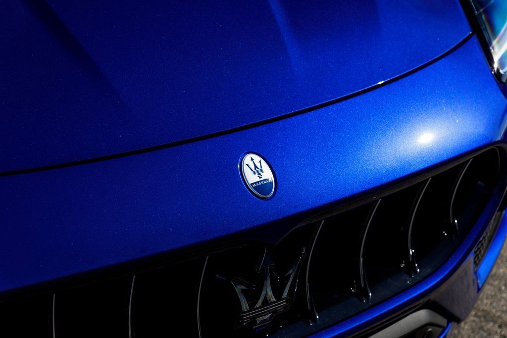 New 2025 Maserati Grecale GT image 9