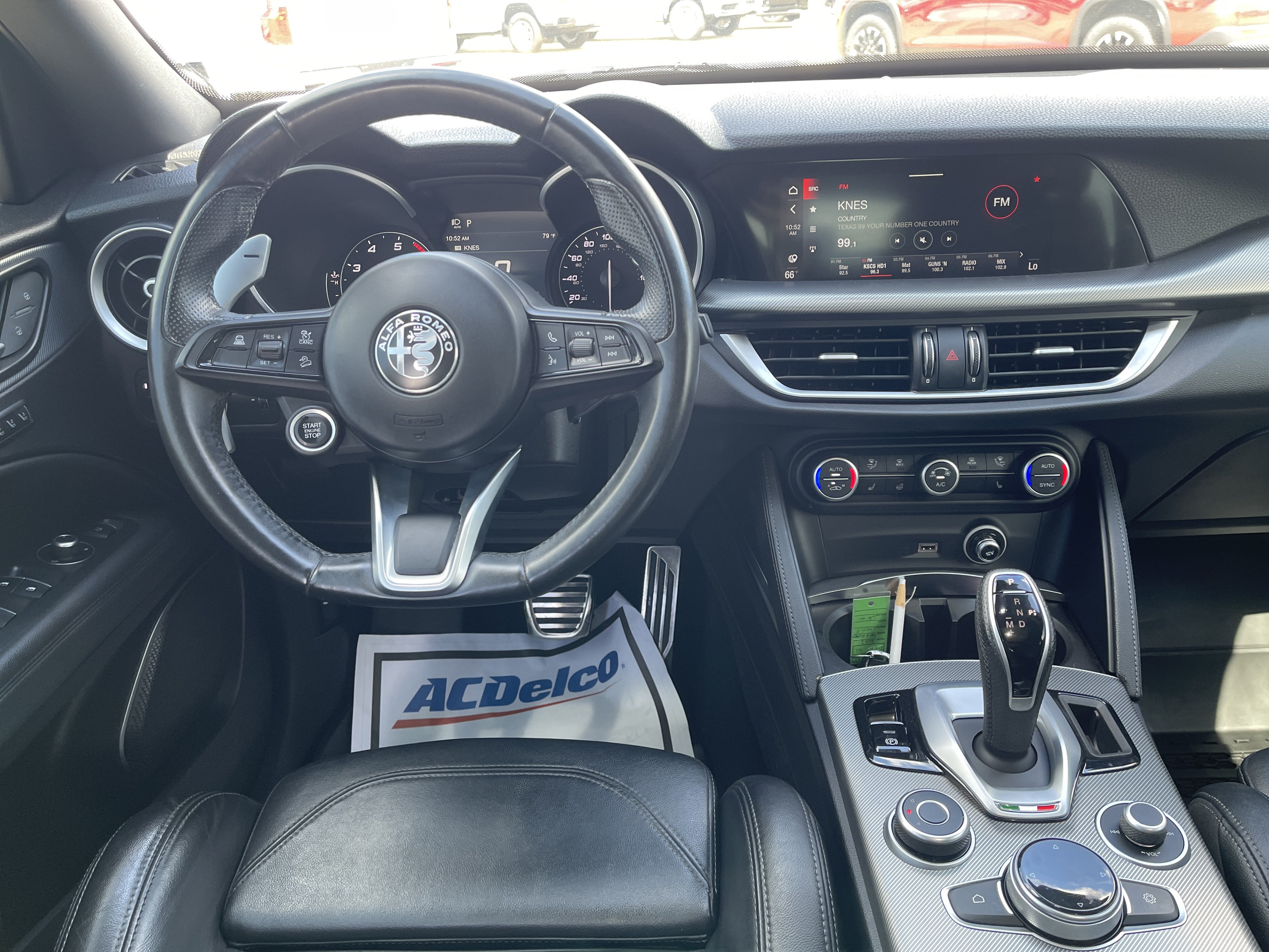 Used 2022 Alfa Romeo Stelvio Veloce AWD/4WD image 15