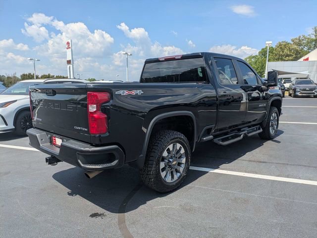 Used 2022 Chevrolet Silverado 2500 Custom w/ Custom Convenience Package AWD/4WD image 4