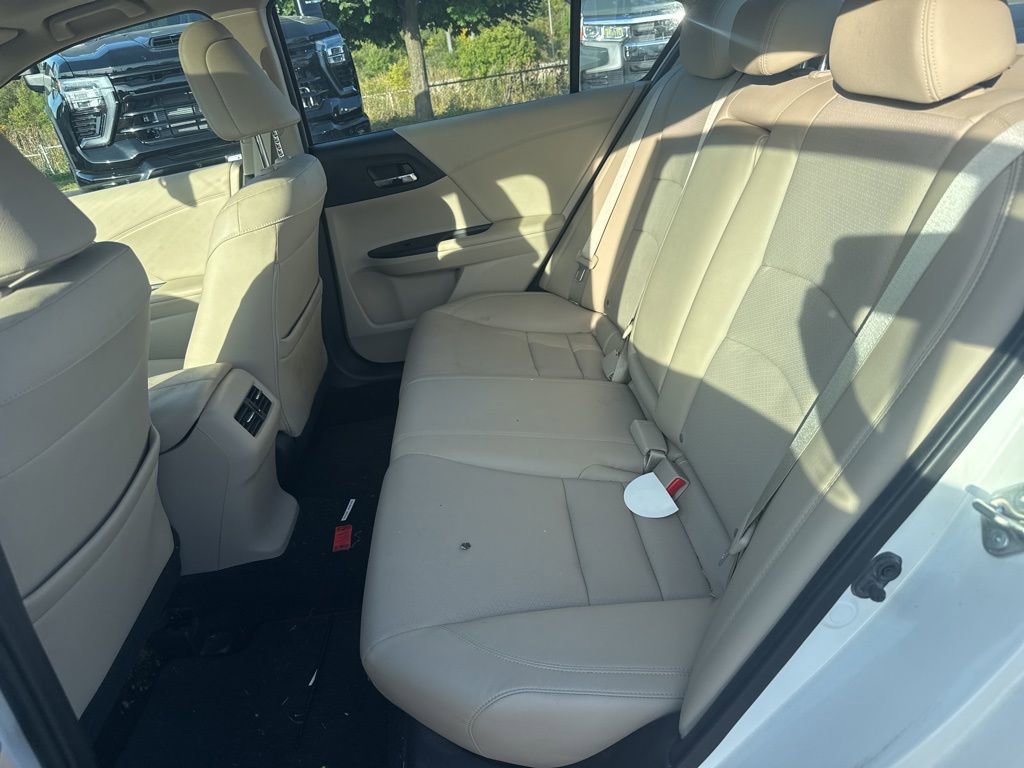 Used 2015 Honda Accord EX-L image 26