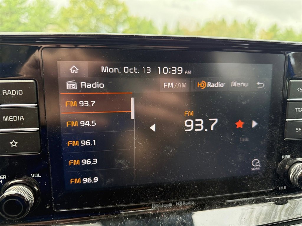 Certified 2023 Kia Seltos LX image 17