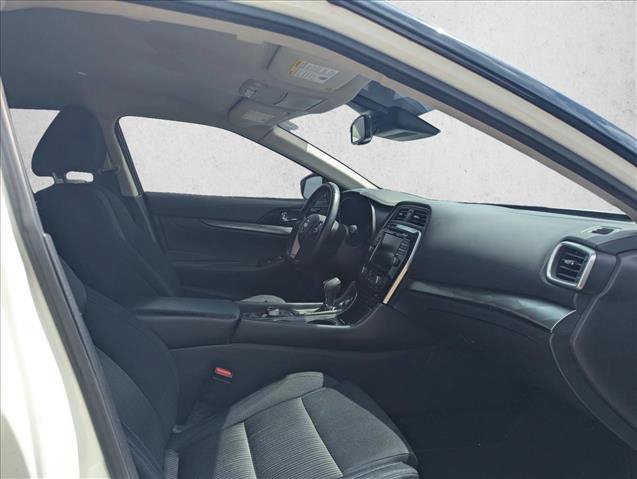 Used 2020 Nissan Maxima 3.5 S w/ Floor Mat Group FWD image 15