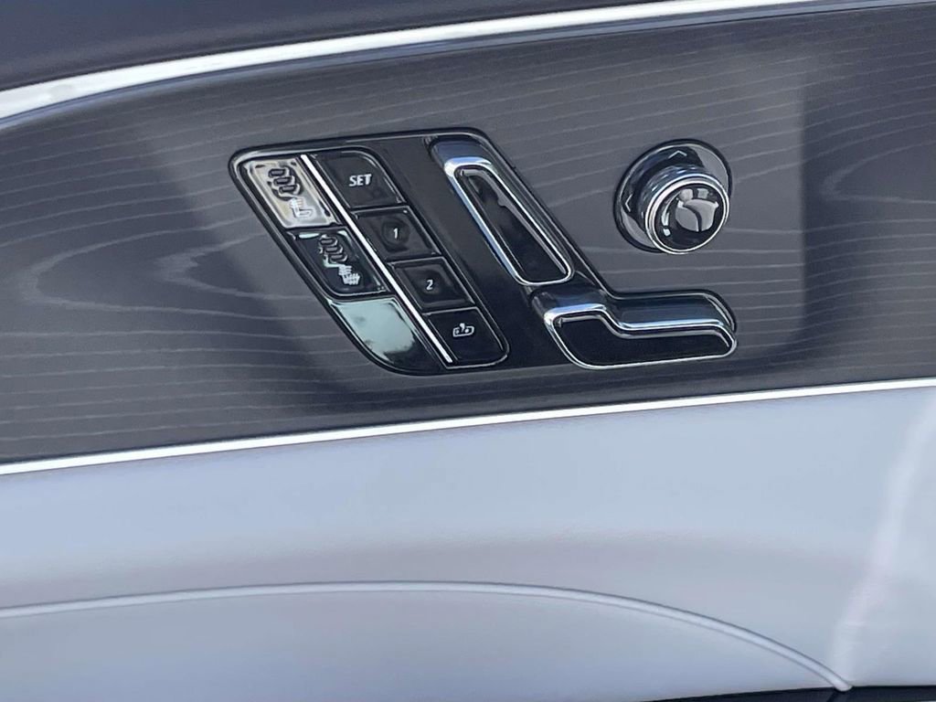 New 2026 Cadillac Lyriq Sport AWD/4WD image 16