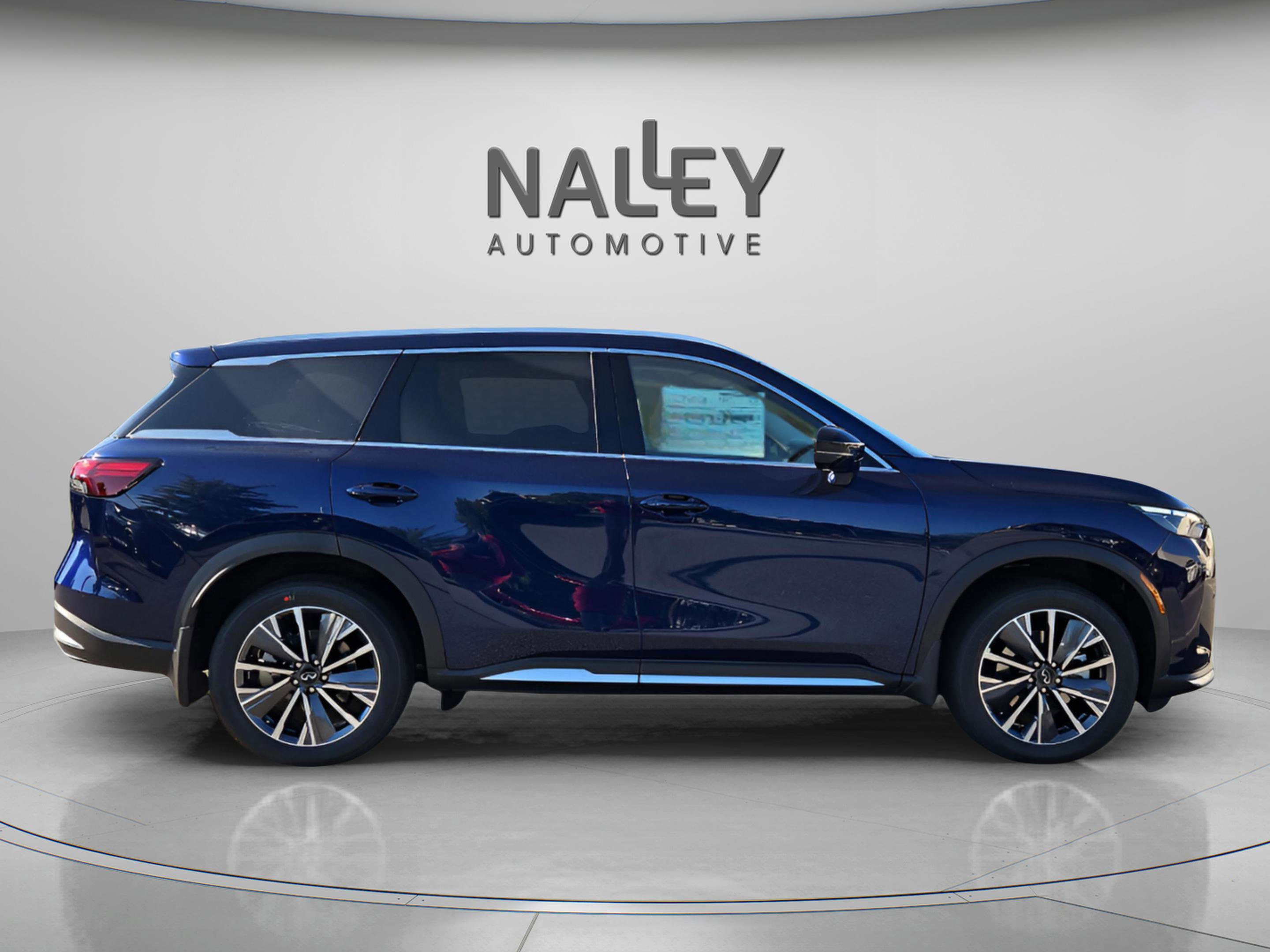 New 2026 INFINITI QX60 Luxe image 9