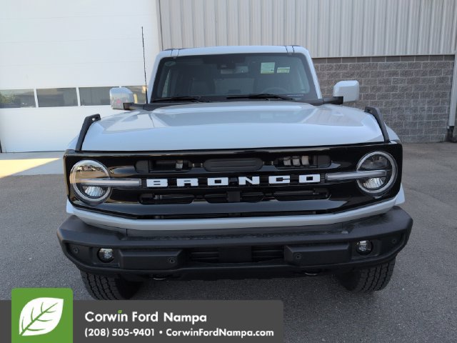 New 2026 Ford Bronco Outer Banks AWD/4WD image 8