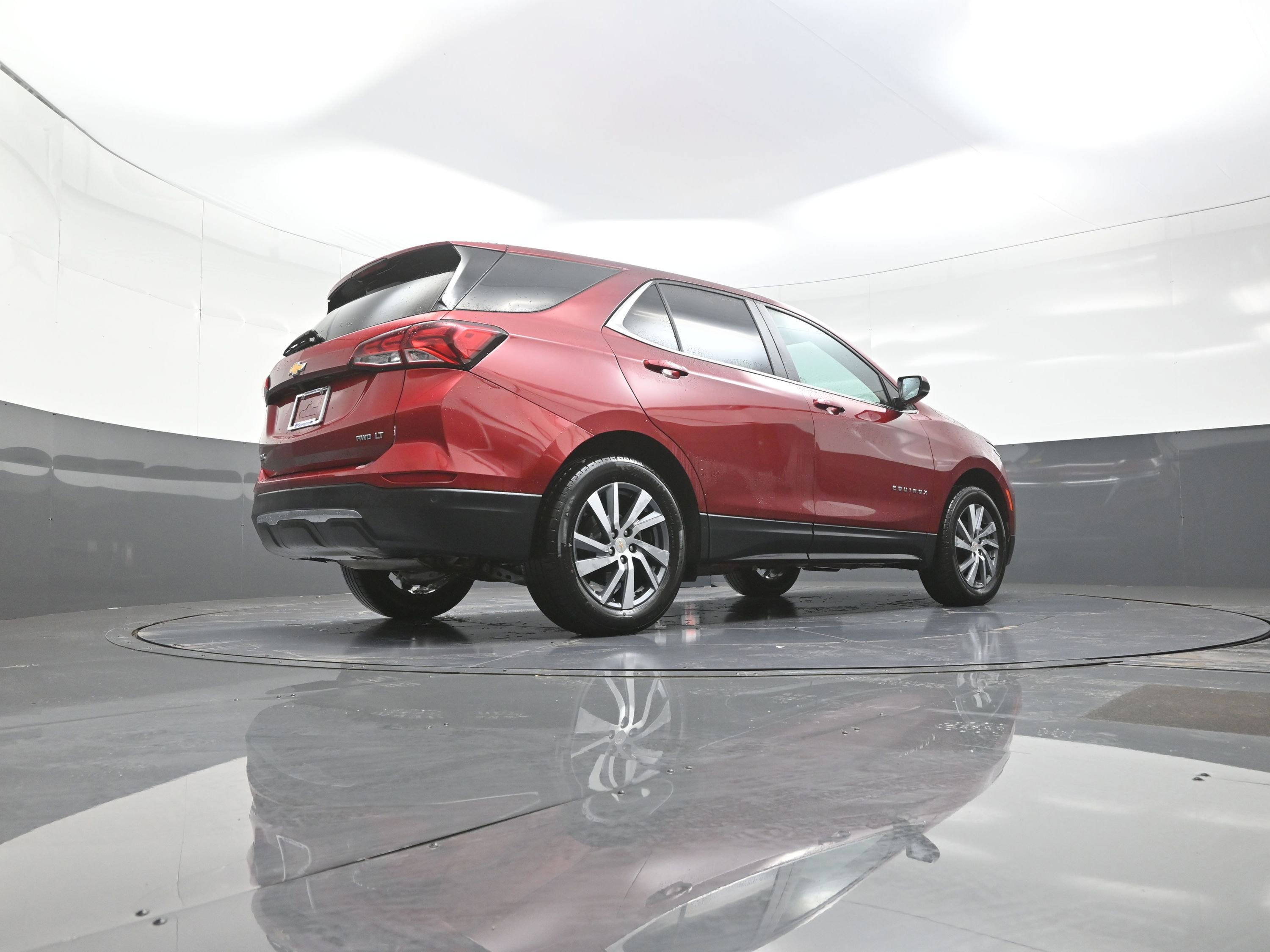 Used 2024 Chevrolet Equinox LT image 11