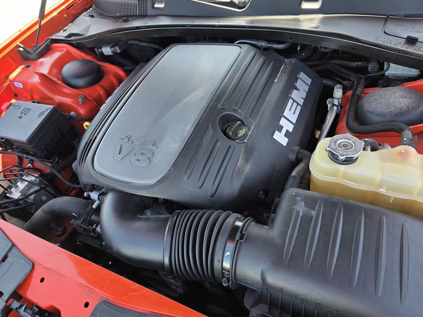 Used 2018 Dodge Charger R/T image 12