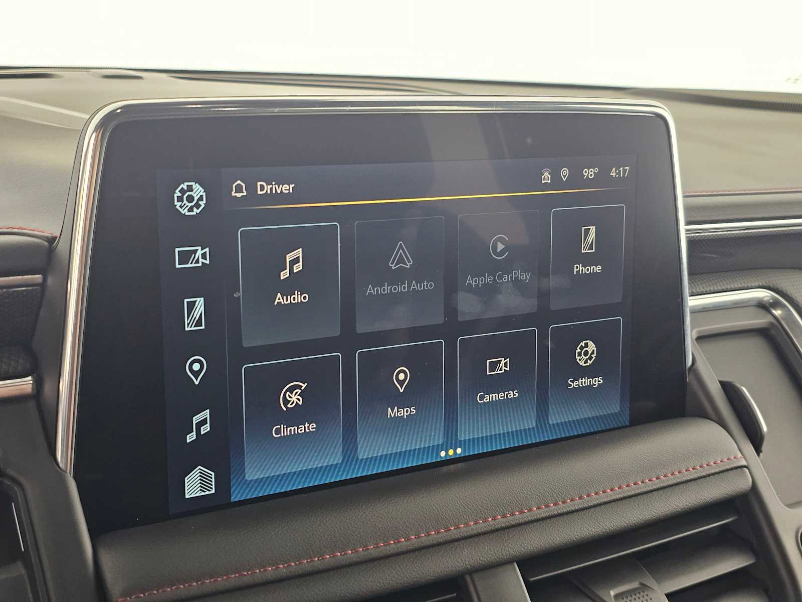 Used 2024 Chevrolet Suburban RST w/ Luxury Package image 26