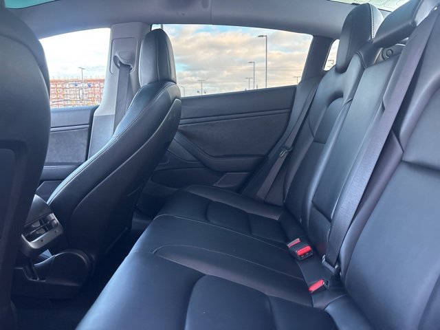 Used 2019 Tesla Model 3 Standard Range Plus image 18