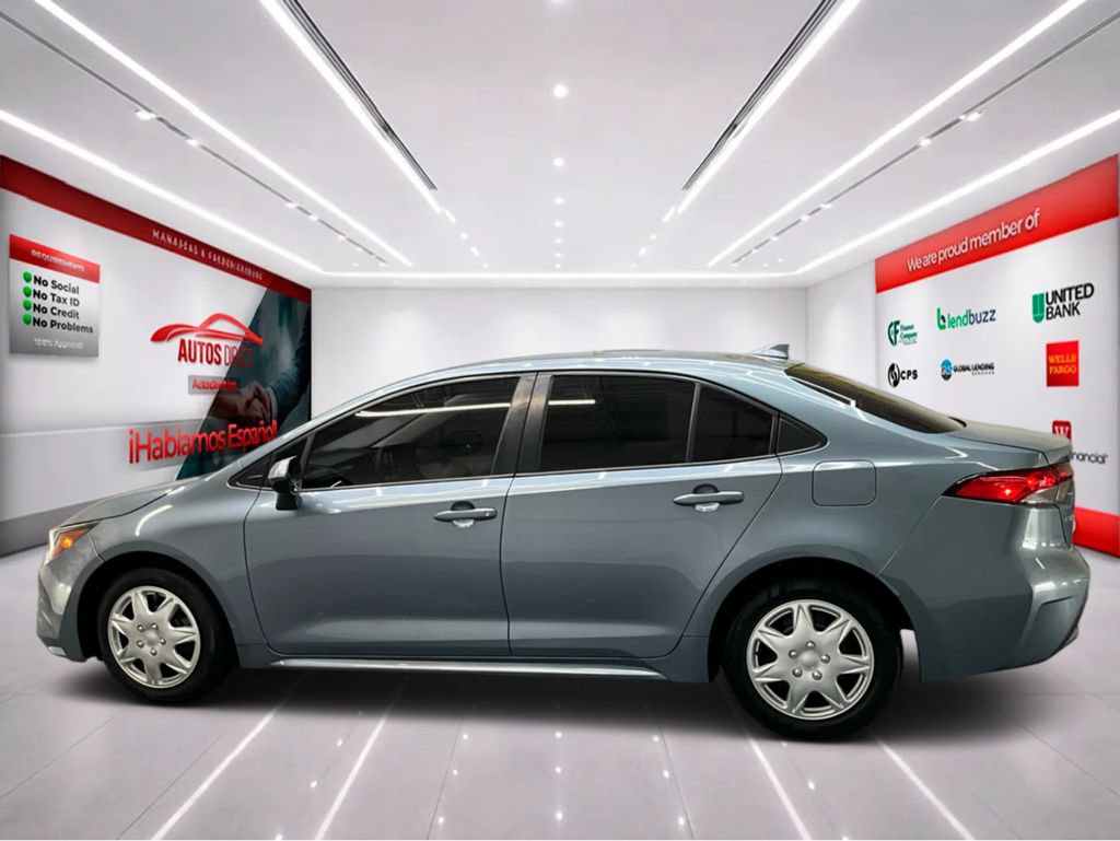 Used 2020 Toyota Corolla LE FWD image 4