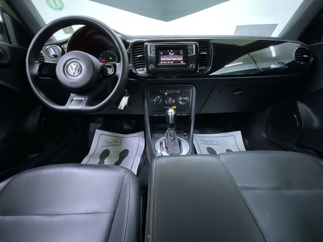 Used 2017 Volkswagen Beetle 1.8T Classic image 17